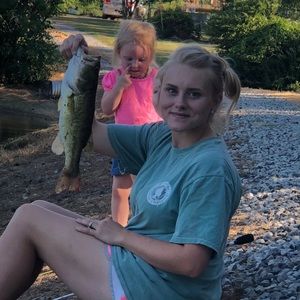 Meet your Posher, Maegan